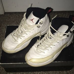 Air Jordan 12 retro (GS)